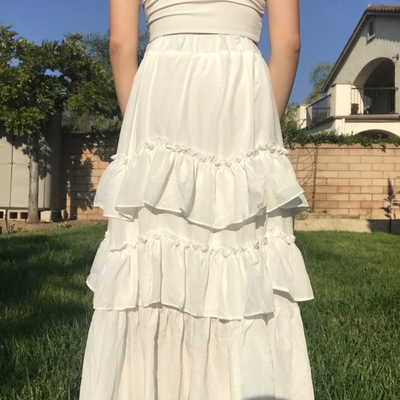 White Frill Layered Skirt - Picture 3 of 4